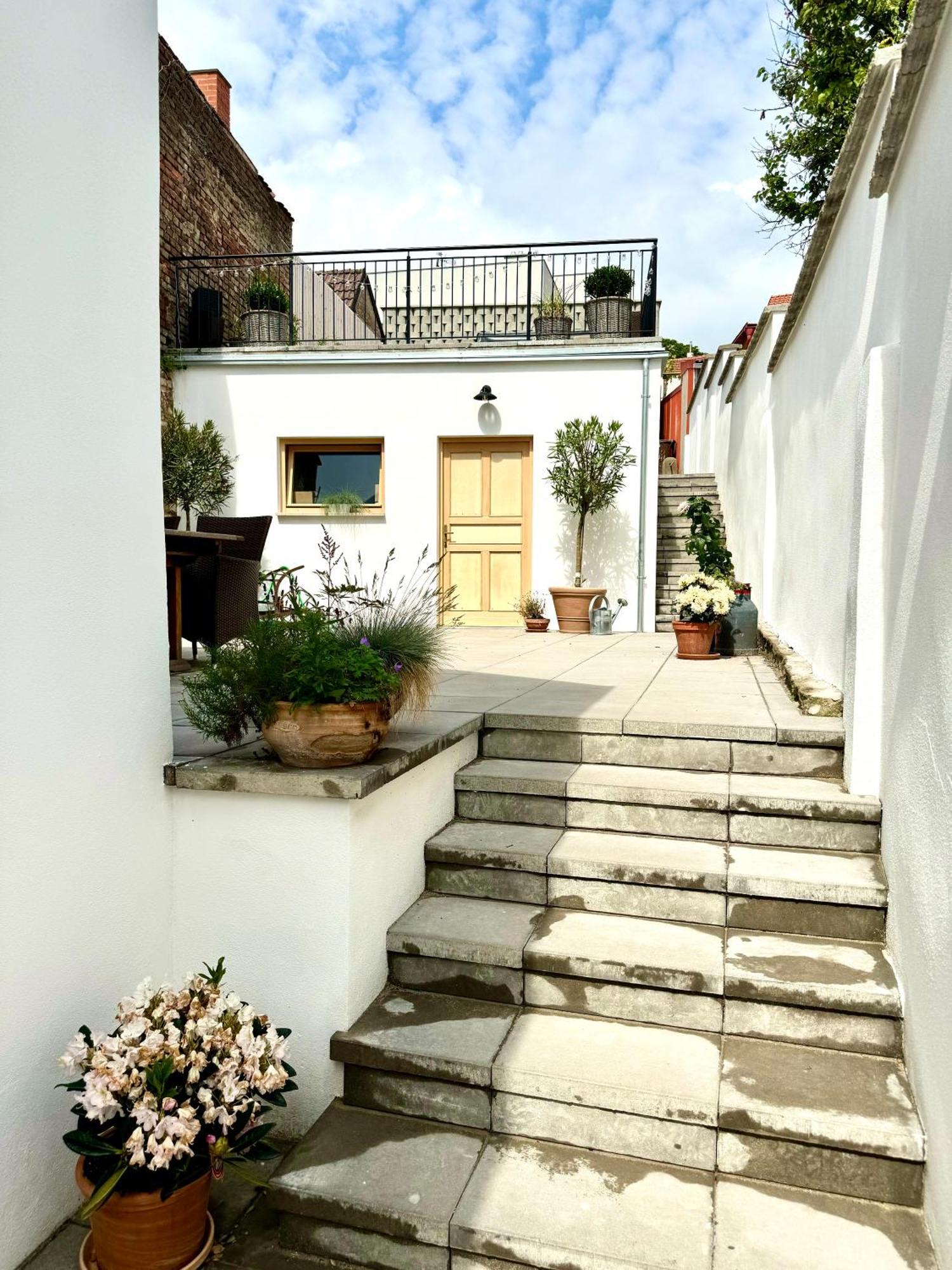 Soul Apartments Mikulov Exterior photo